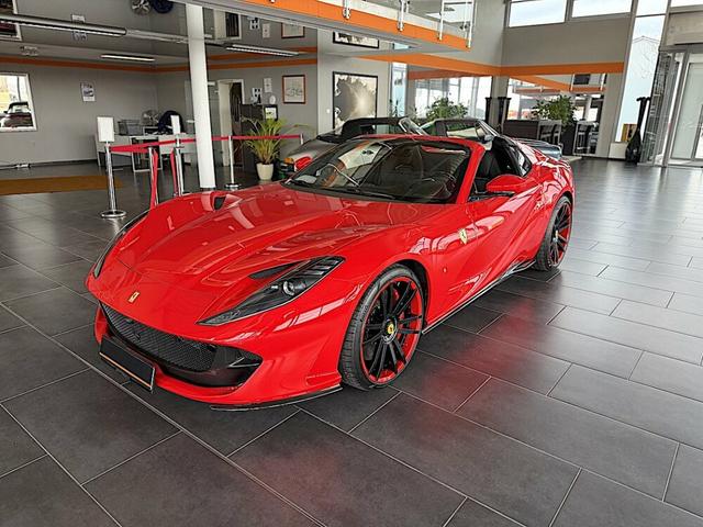 Ferrari 812 GTS Carbon Paket Lift