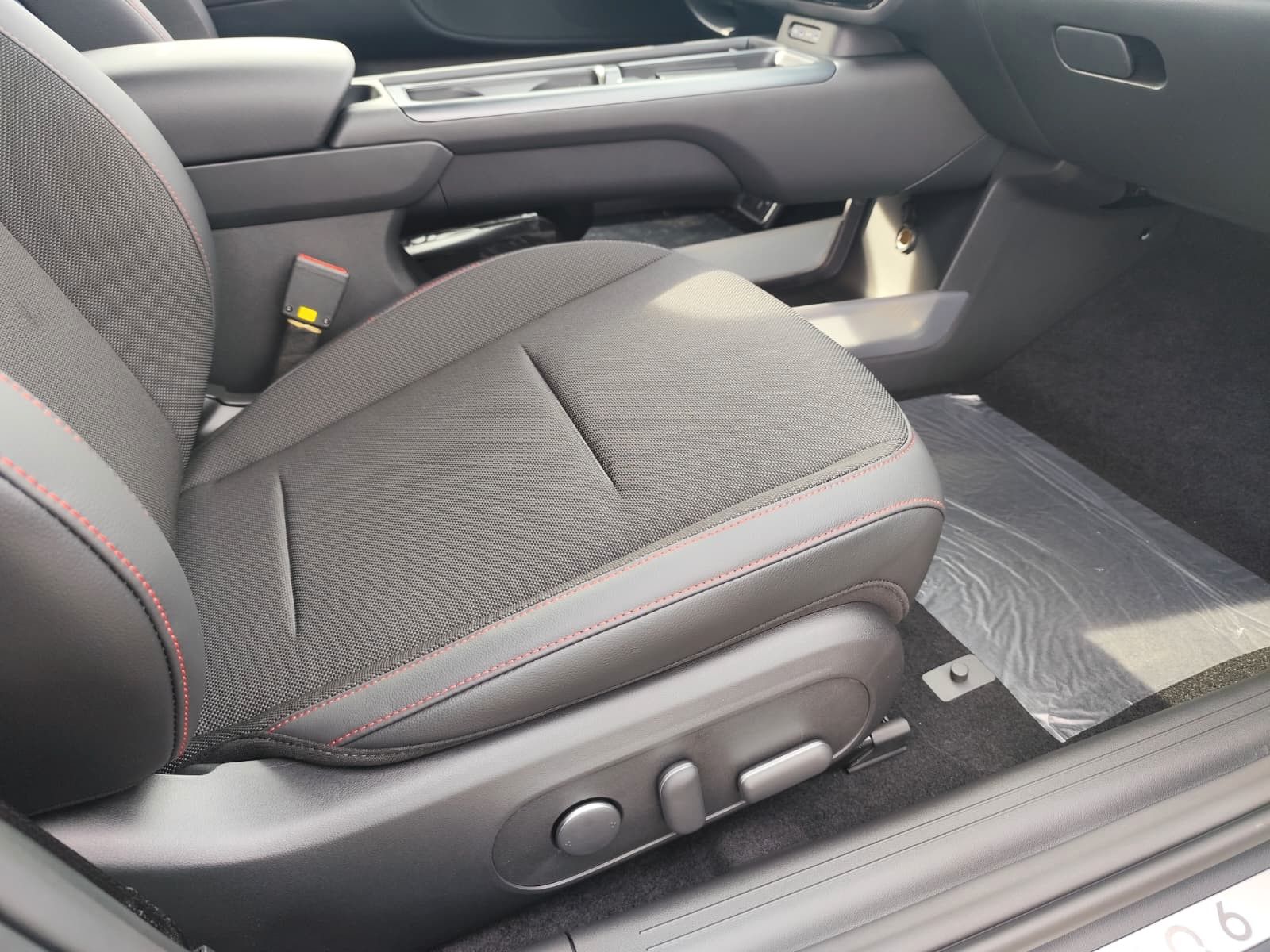 Hyundai IONIQ 6 – Bild 32