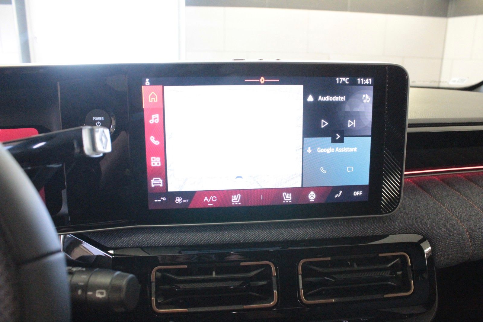 Fahrzeugabbildung Renault R 4 E-Tech 150 Comfort Range Techno Winter-Paket