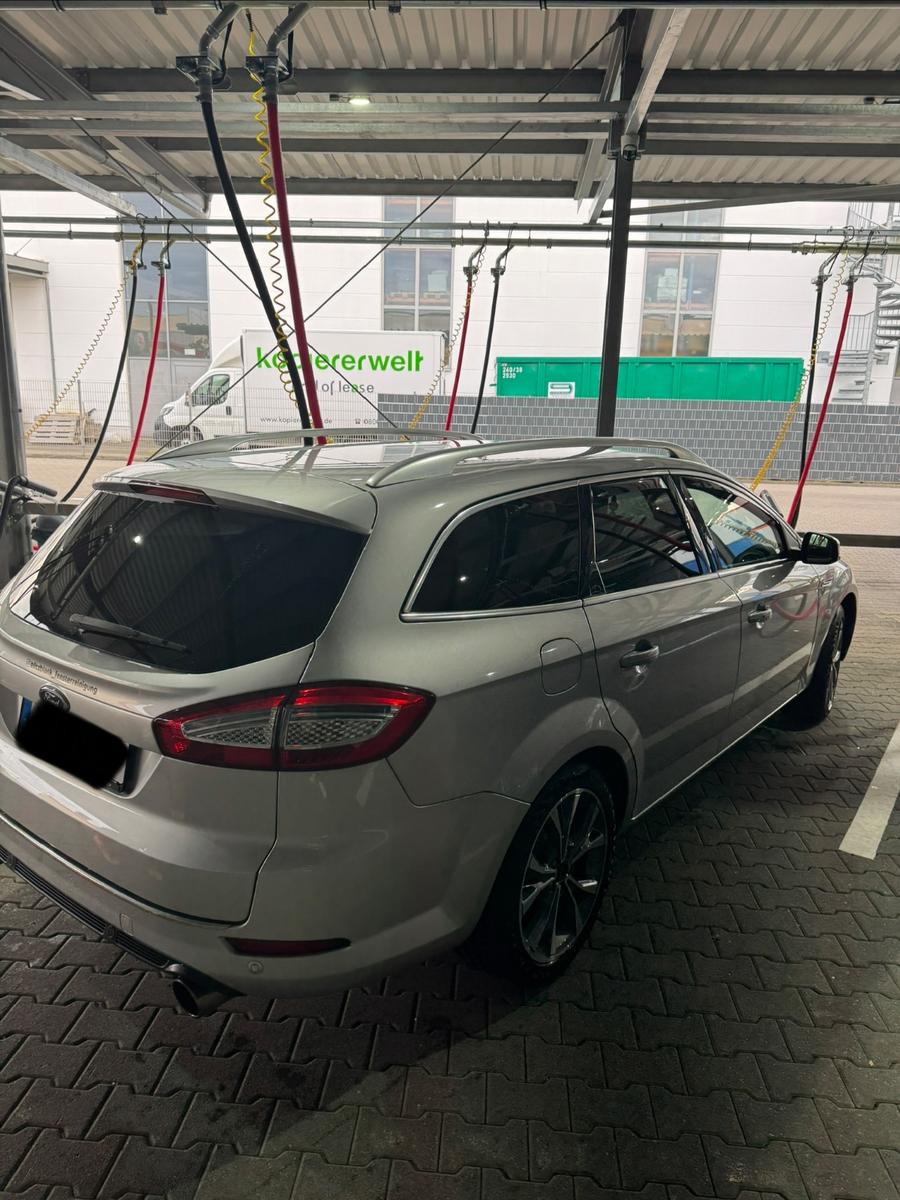 Ford Mondeo, 2011