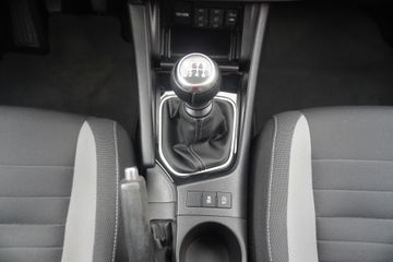 Toyota Auris - 12