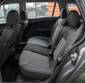 Fahrzeugabbildung Opel Astra 1.6 H Caravan KLIMA|TEMPOMAT|BC