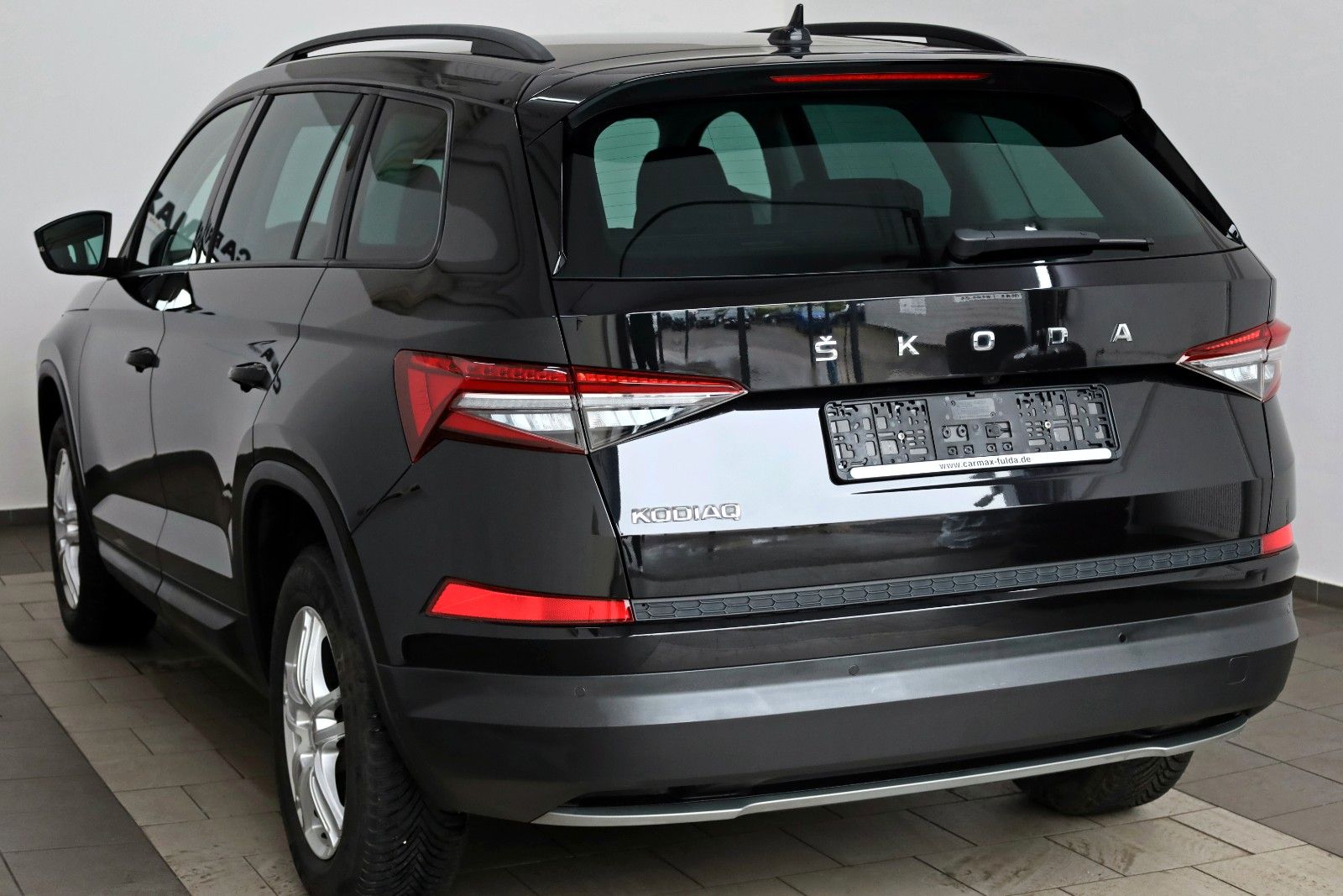 Fahrzeugabbildung SKODA Kodiaq Tour,Navi,LED,4xSH,Kamera,ACC, SR+WR