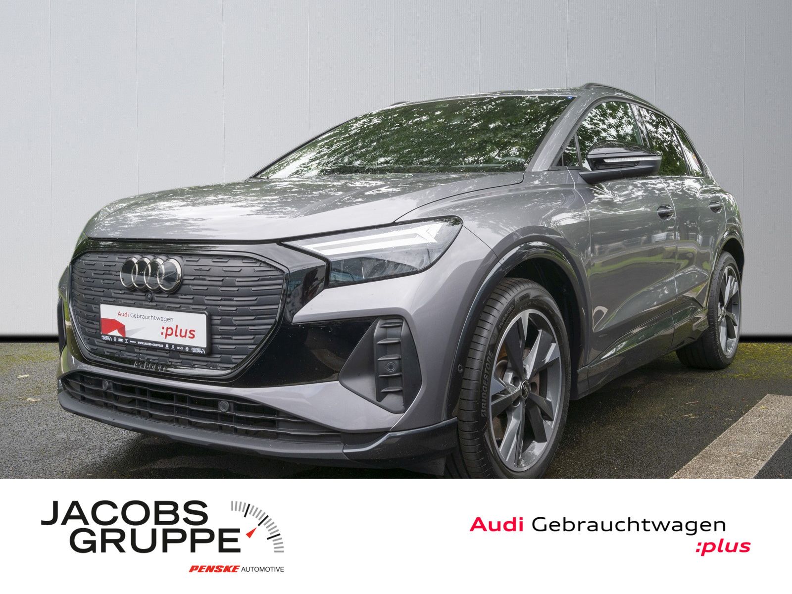 AUDI Q4 40 advanced S line Int. Optik schwarz/Assiste