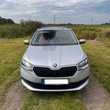Skoda Fabia 1.0l MPI 44kW AMBITION COMBI AMBITION - Skoda Fabia mit Benzin-Antrieb: Kombi, 1.4