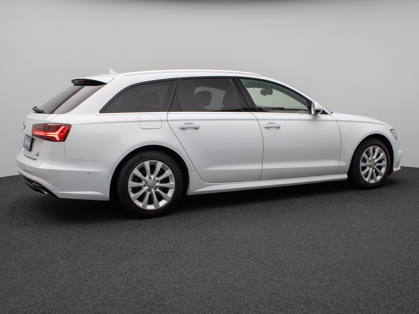 Fahrzeugabbildung Audi A6 Avant 3.0 TDI clean quattro Kamera BOSE AHK