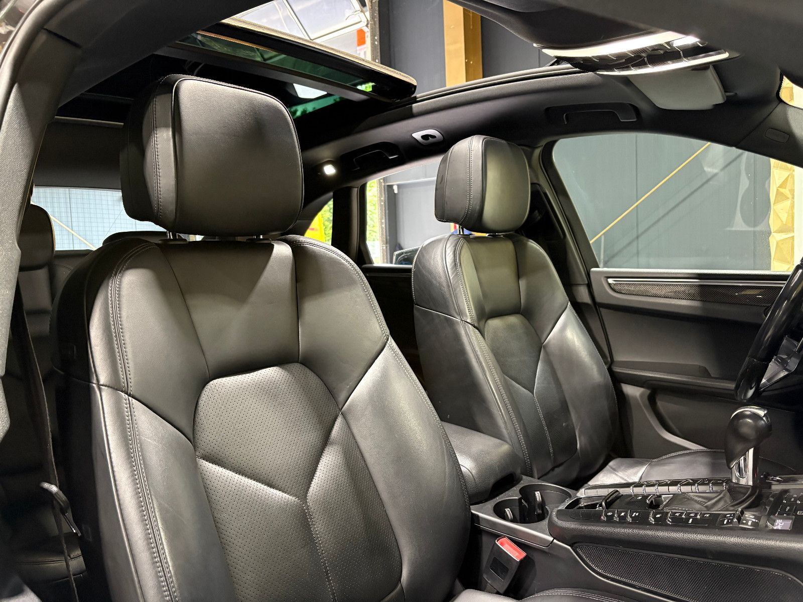 Fahrzeugabbildung Porsche Macan S Diesel/PANO/360°/MEMORY/SOUND/SHZ