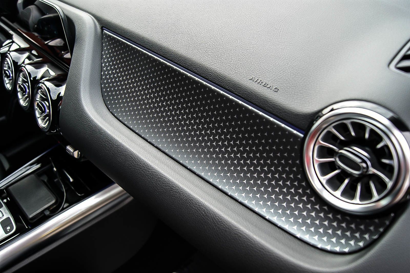 Fahrzeugabbildung Mercedes-Benz GLA 220 4-Matic Allrad Aut. MBUX KEYLESS 1.HAND