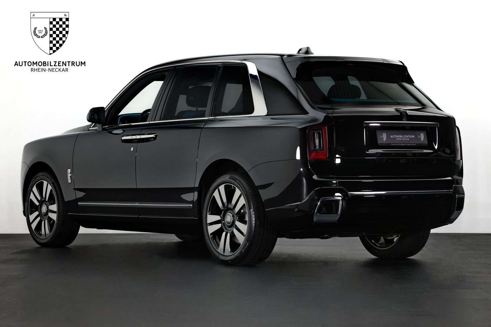 Rolls-Royce Cullinan - Bild 9