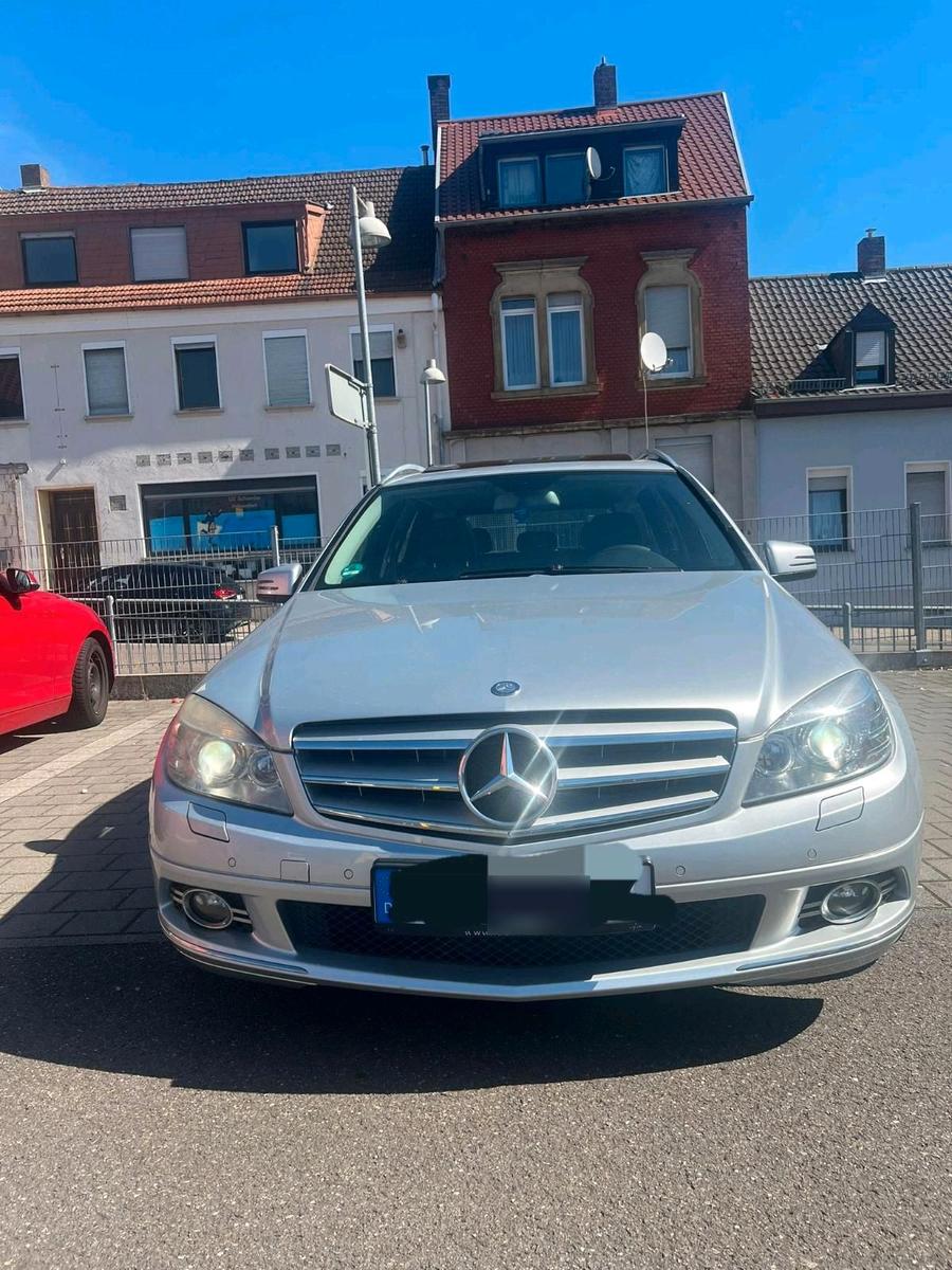 Mercedes-Benz C180 2009 — rear view