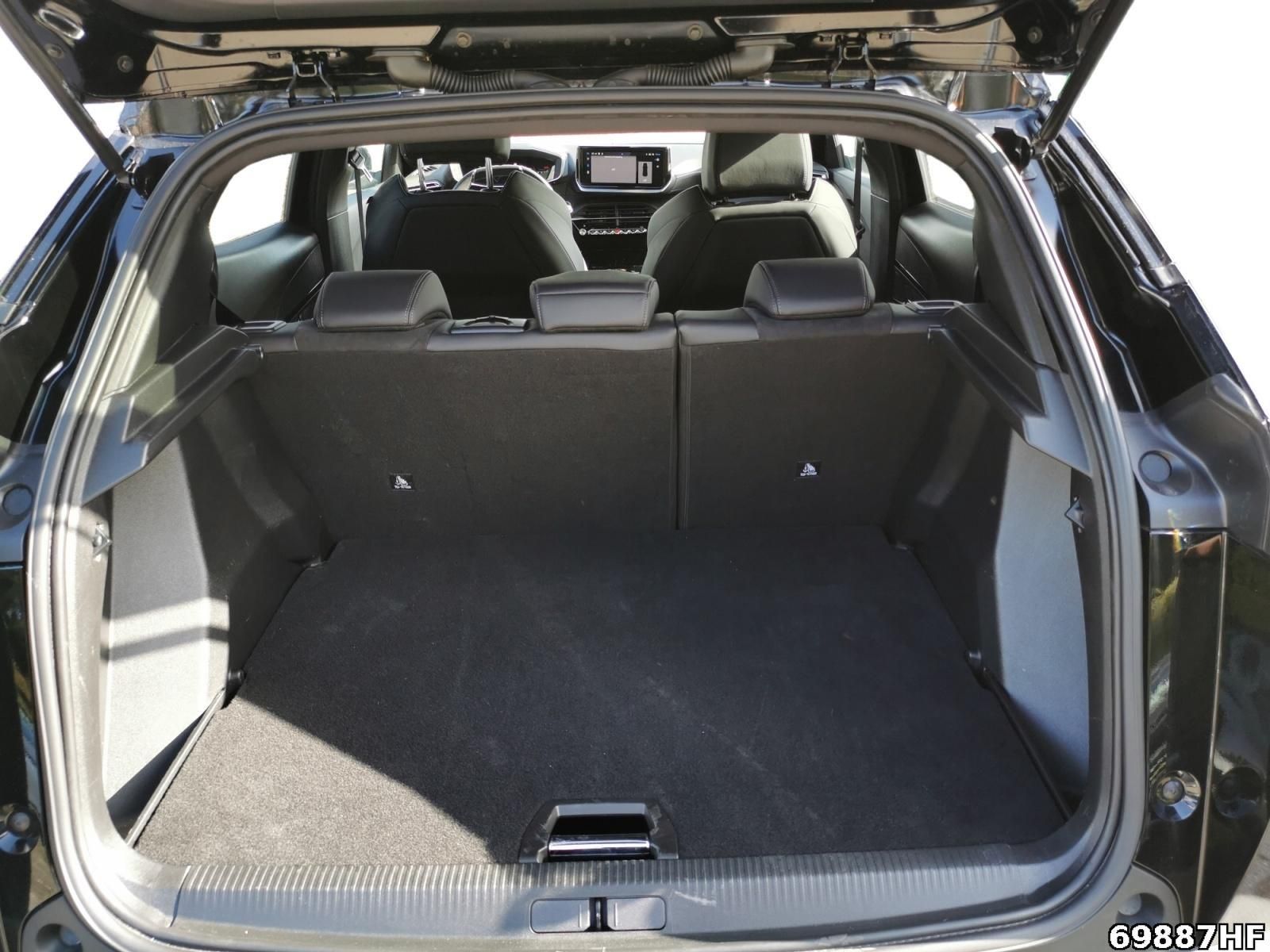 Fahrzeugabbildung Peugeot 2008 1.2 PureTech 130 GT **SHZ**MOPF**KAMERA**