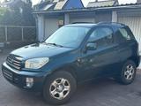 Toyota RAV 4 2.0 4x4 3-TÜRER KLIMAANLAGE ALU TÜV 11/26 - Toyota RAV 4: Türer