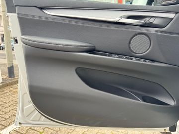 BMW X6 - 12