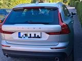 Volvo XC60 D4 AWD Geartronic MOMENTUM - Volvo Gebrauchtwagen in Dortmund