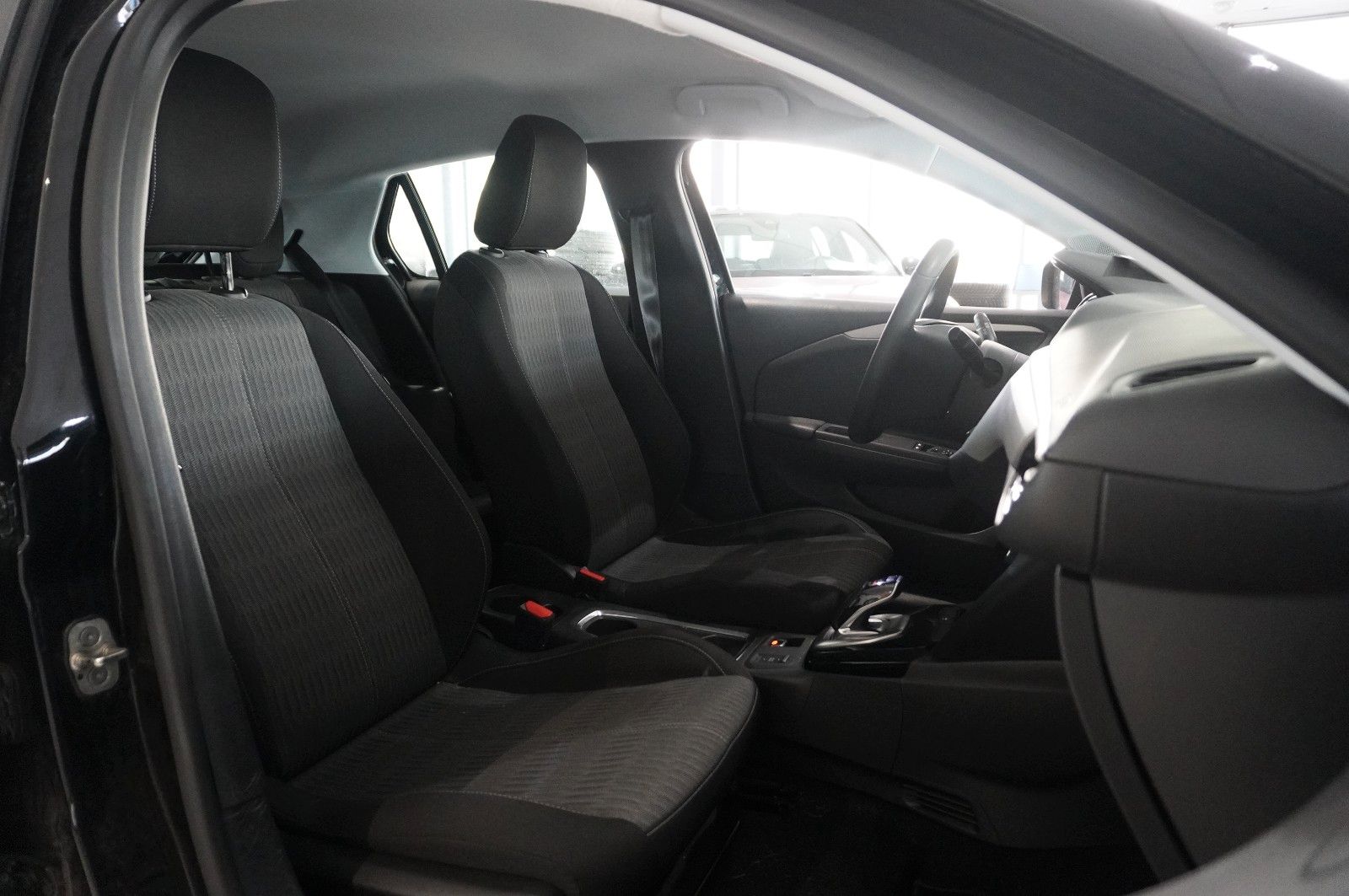 Fahrzeugabbildung Opel Corsa-e F EDITION 1-PHASIG NAVI/VIRT./SPORT/DAB+