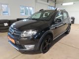 Dacia Sandero II Stepway Prestige KLIMA NAVI LMF ZV - Dacia Sandero: Schwarz