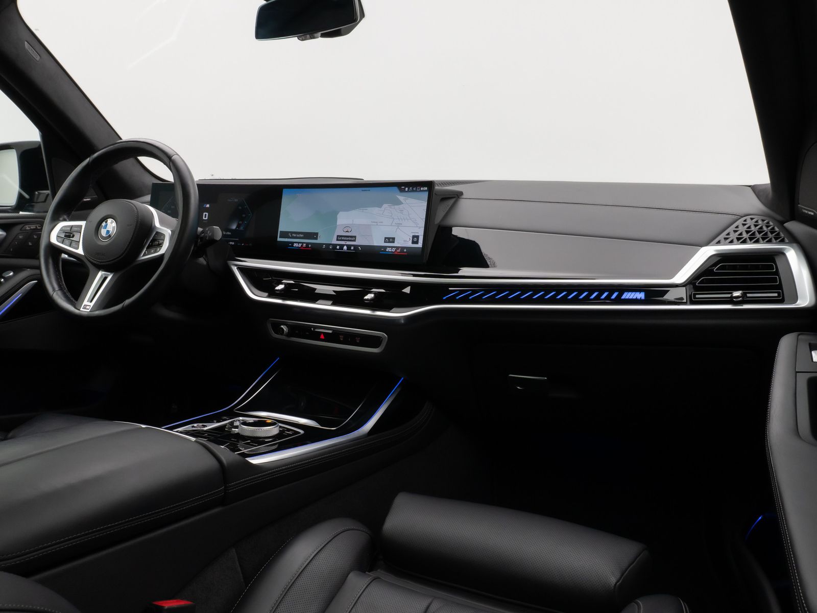 Fahrzeugabbildung BMW X7 M60i SkyLounge Kamera HUD DAB H/K SoftCL 22"