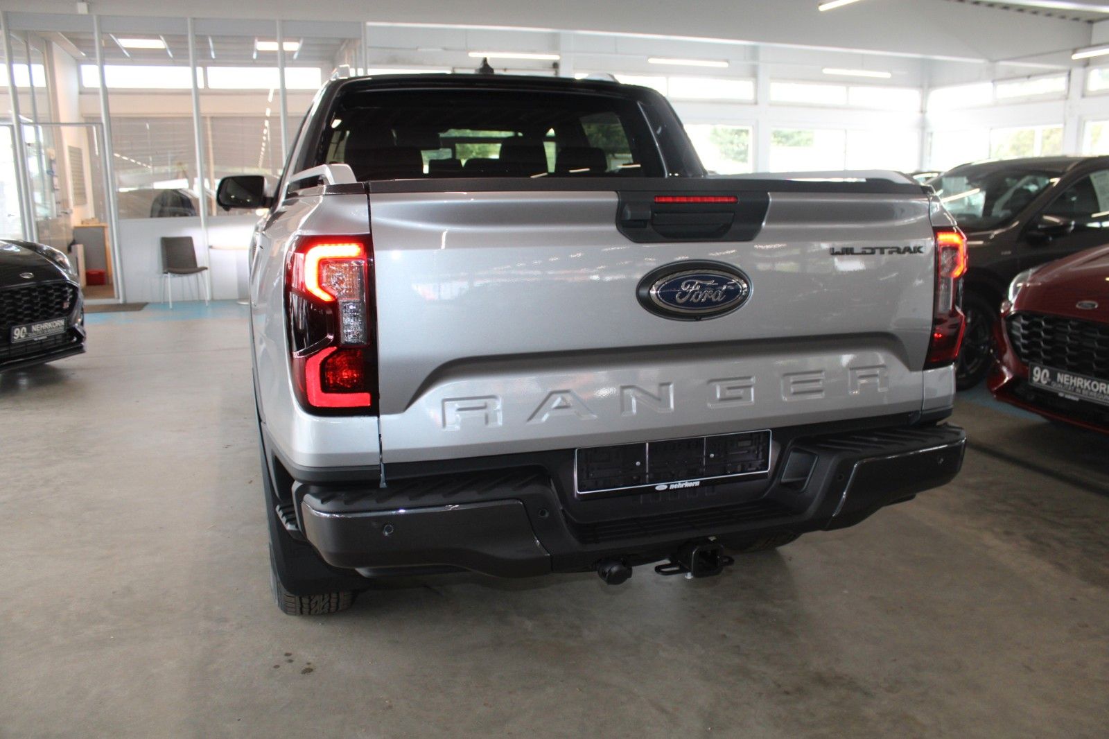 Fahrzeugabbildung Ford Ranger Wildtrak PHEV Aut. AHK LED TECHNOLOGIE P.