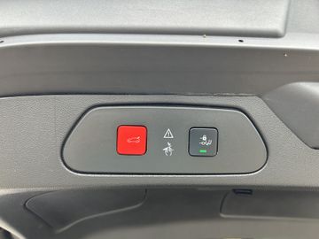Opel Grandland 1.6 Turbo INNOVATION 360° LED AHK SHZ
