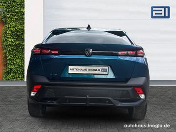 Peugeot 408 - 4