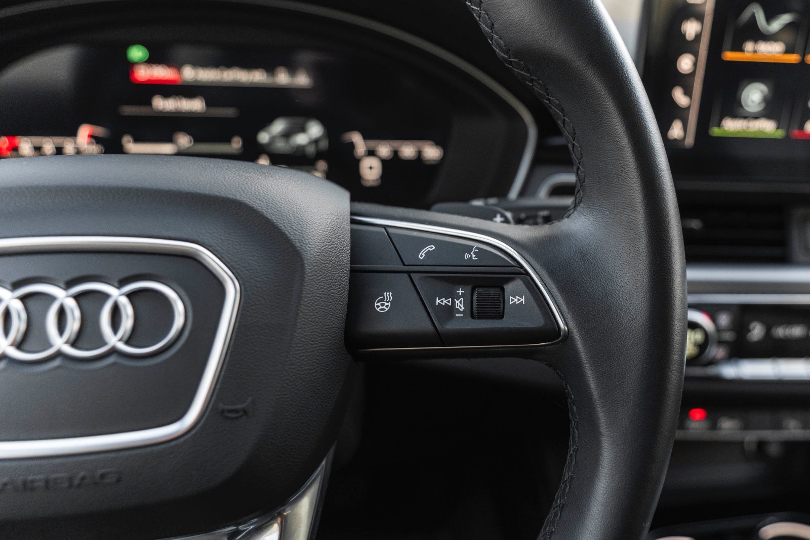 Fahrzeugabbildung Audi A5 Sportback 45 TFSI S-Line B&O 360° CARPLAY ACC