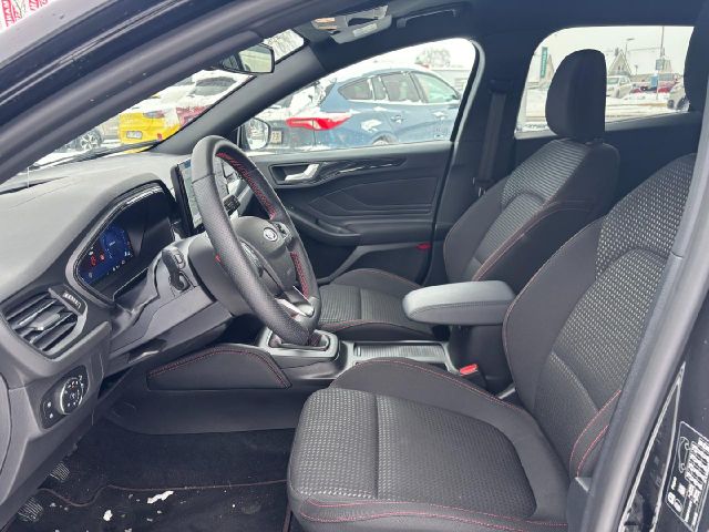 Ford Focus Turnier 1.0 ST-Line X KameraAHK