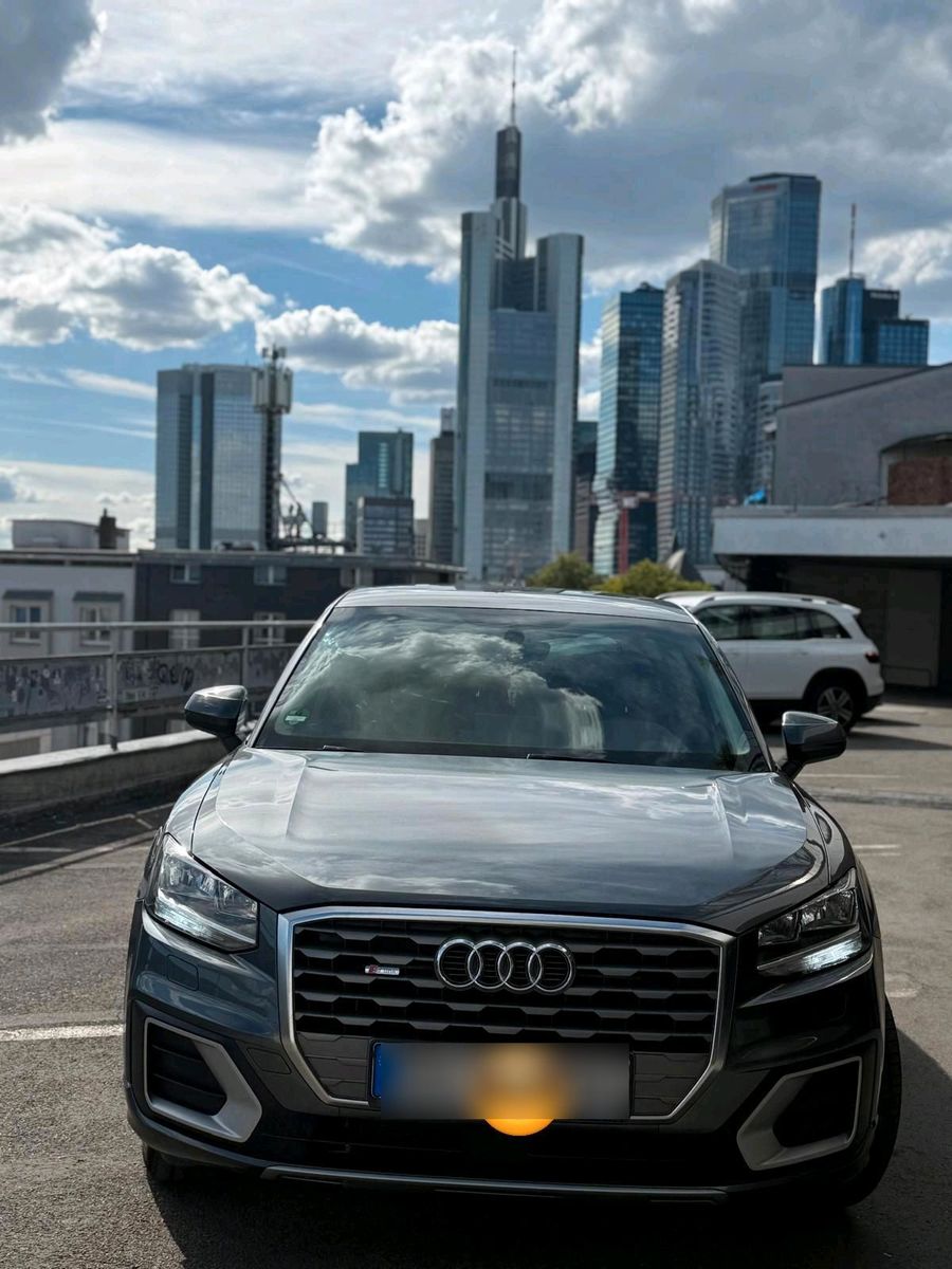 AUDI Audi q2 35 tfsi