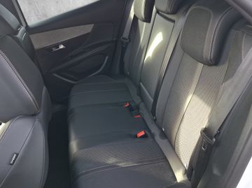 Peugeot 3008 GT 1.5 BlueHDi 130 Kam.+KeyLess+LED+Navi+SD