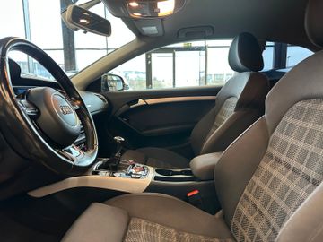 MYAUTOCENTER – Gebraucht- und Jahreswagen mit Werkstattservice in Pfaffenhofen Audi A5 Coupe 1.8 TFSI *AHK*Klima*Navi*Bi-Xenon*PDC*