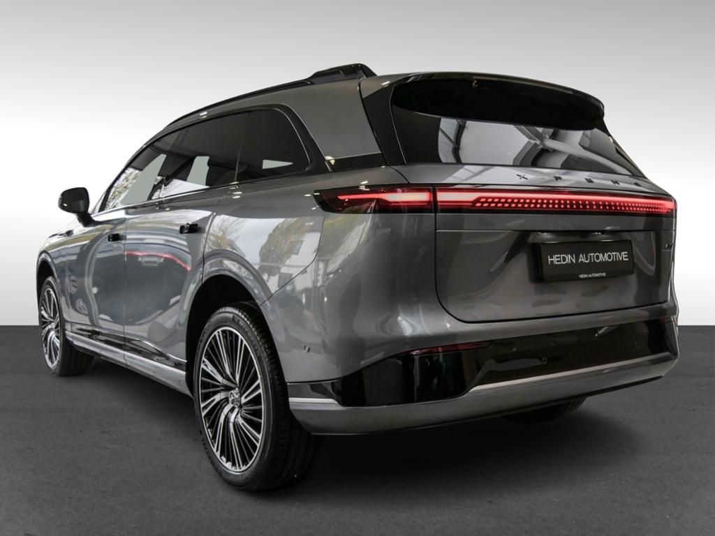 XPENG G9