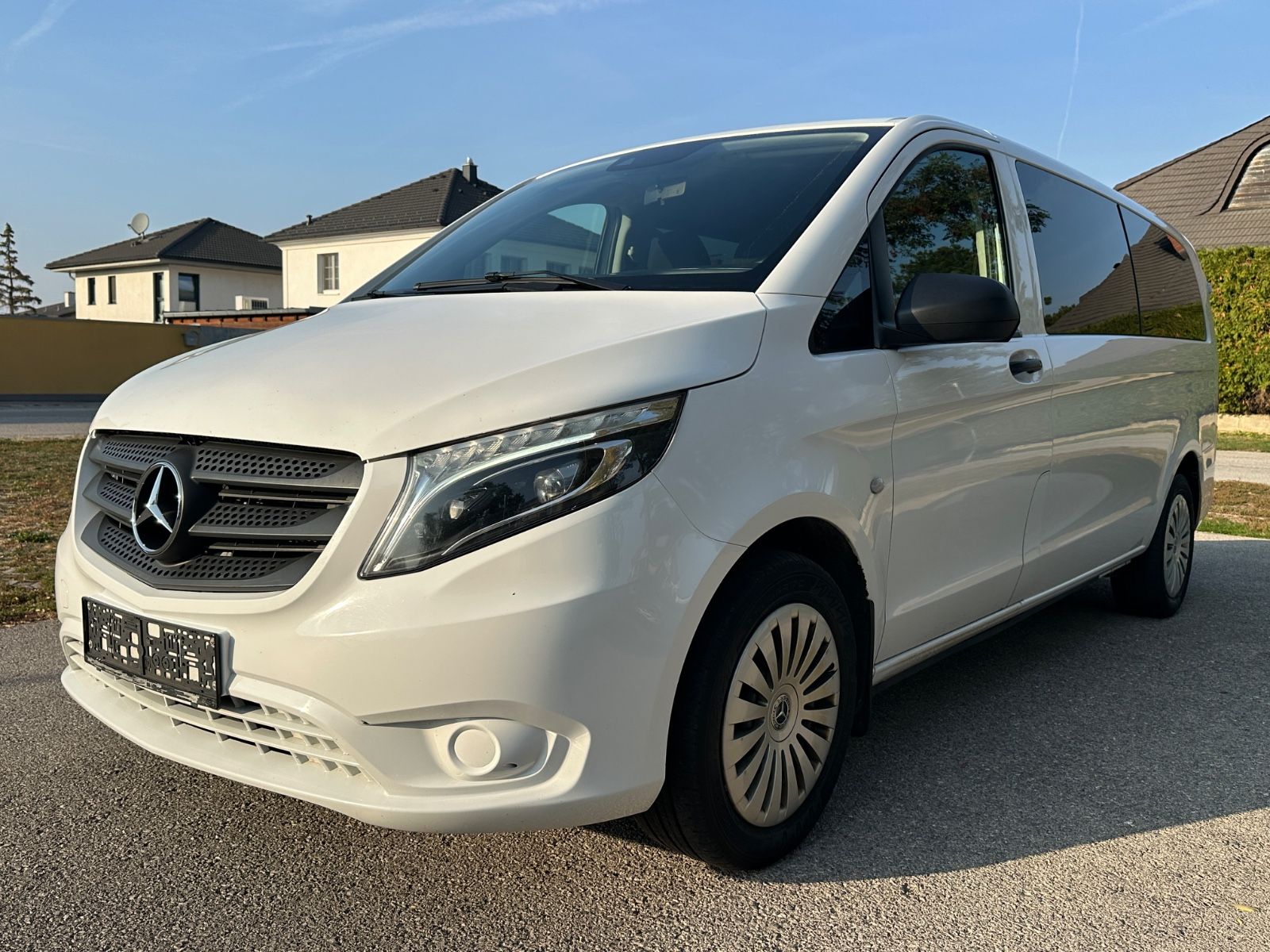 Mercedes-Benz Vito 116 CDI 4x4 Allrad 9 Sitze Extralang 1Hand imagem 3
