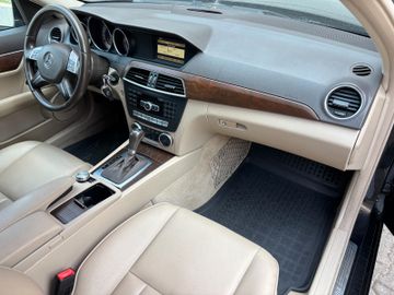 Mercedes C 220 - 12