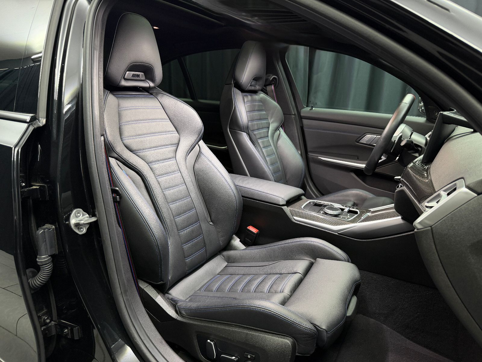 Fahrzeugabbildung BMW M340i Limousine xDrive |M-SITZE|H/K|PANO