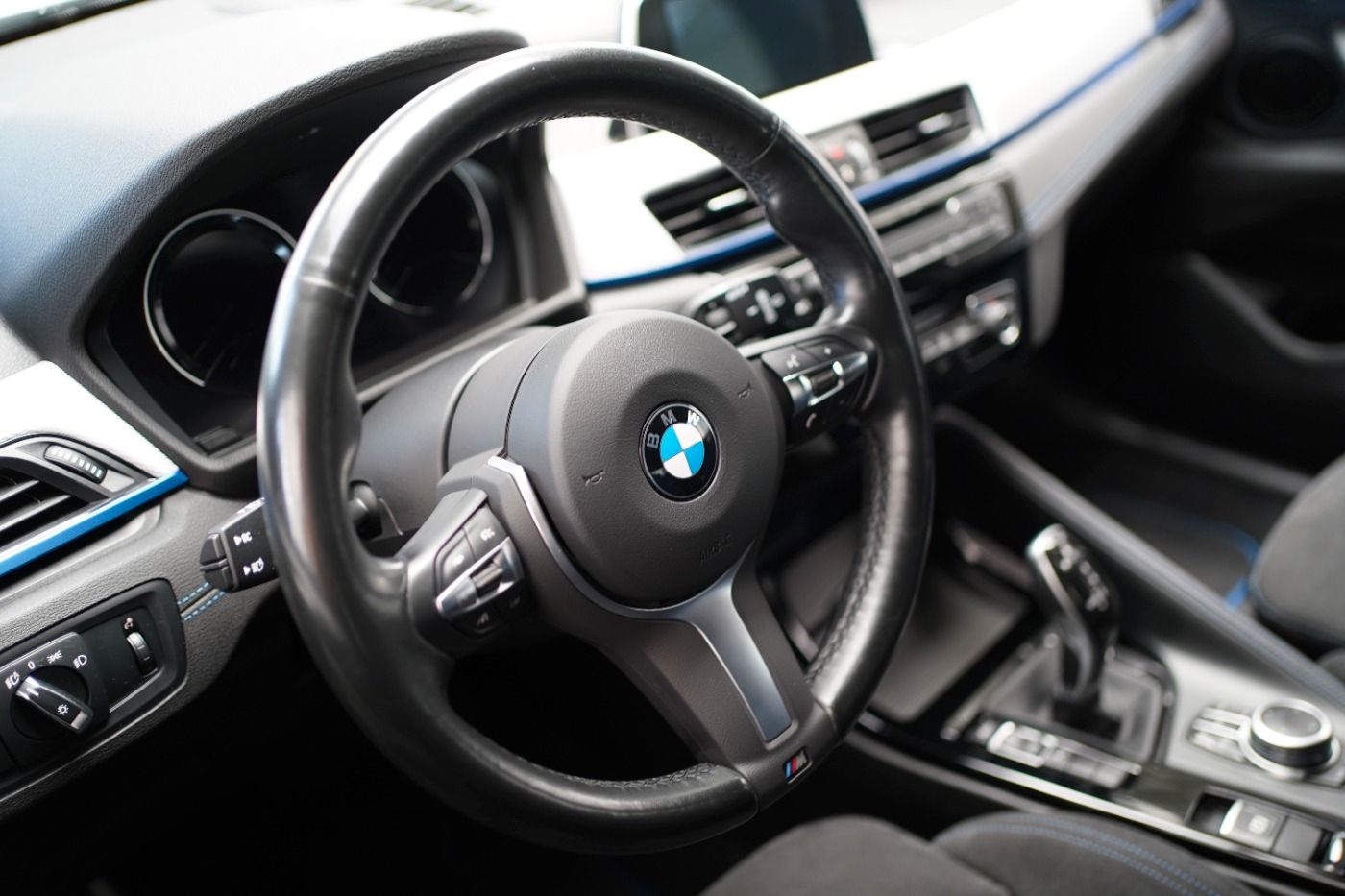 Fahrzeugabbildung BMW X2 18i M Sport +Stauassistent+Driving Assis. Plu