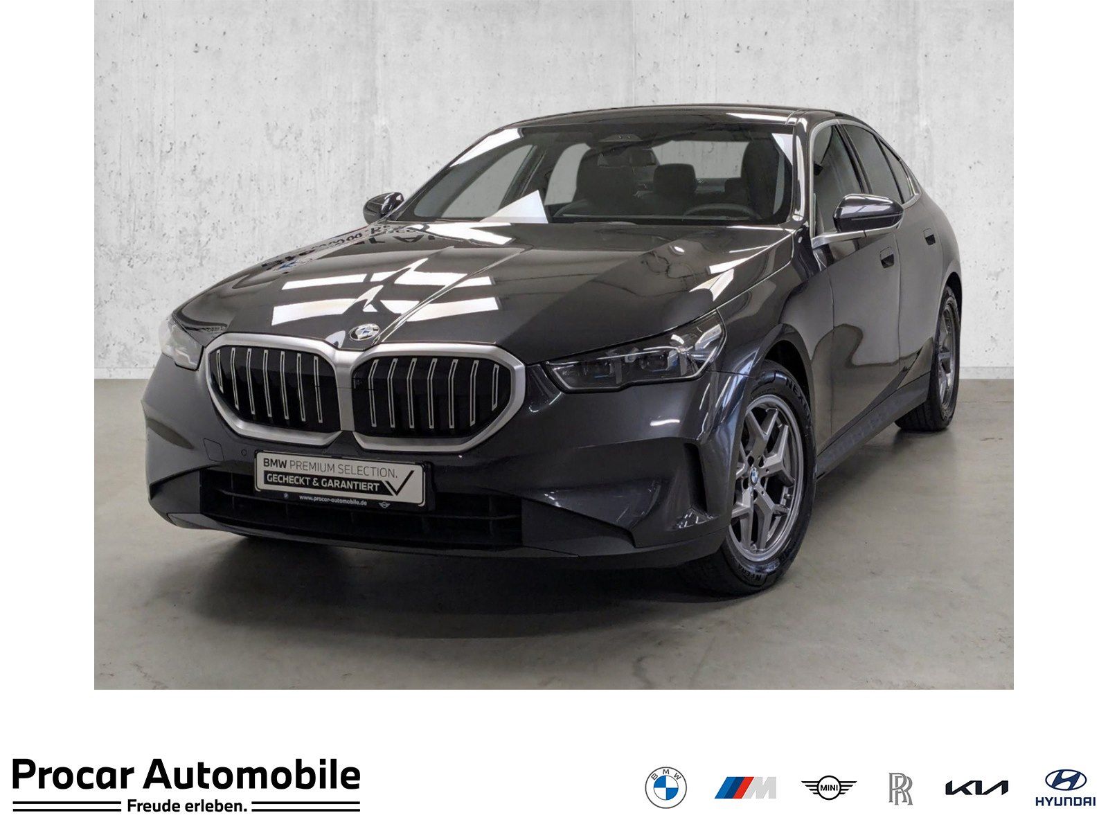 BMW 520d PANO PA 360°KAM DA NAVI DAB KOMFORTSITZE foto 1