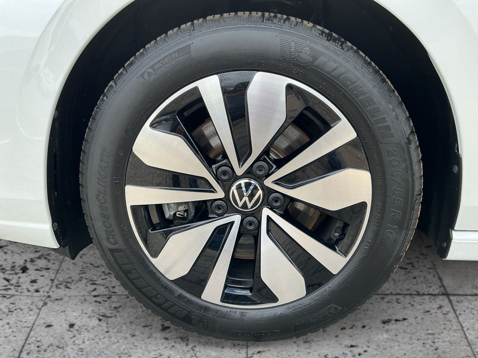 Volkswagen Golf - Bild 8