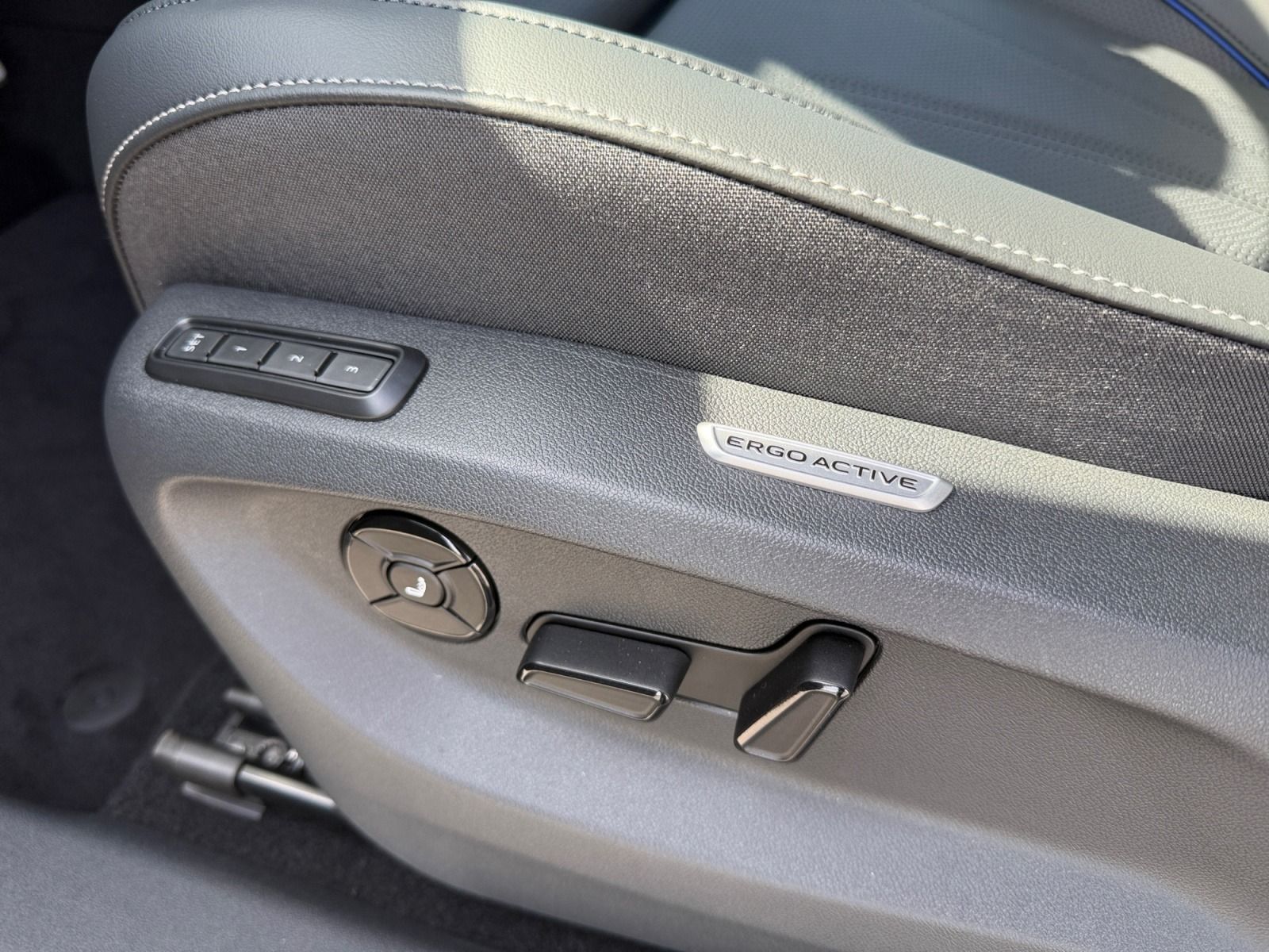 Volkswagen Tiguan - Bild 17