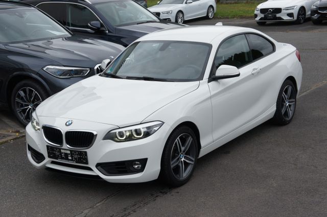 BMW 218i Coupe Advantage Auto.*LED*NAV*SHZ*17Z*1HAND