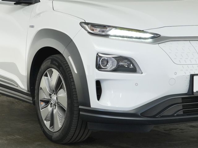KONA Elektro PREMIUM 64kWh AT+VOLL LED+NAVI+RÜCK