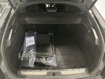 Peugeot 408 - 8