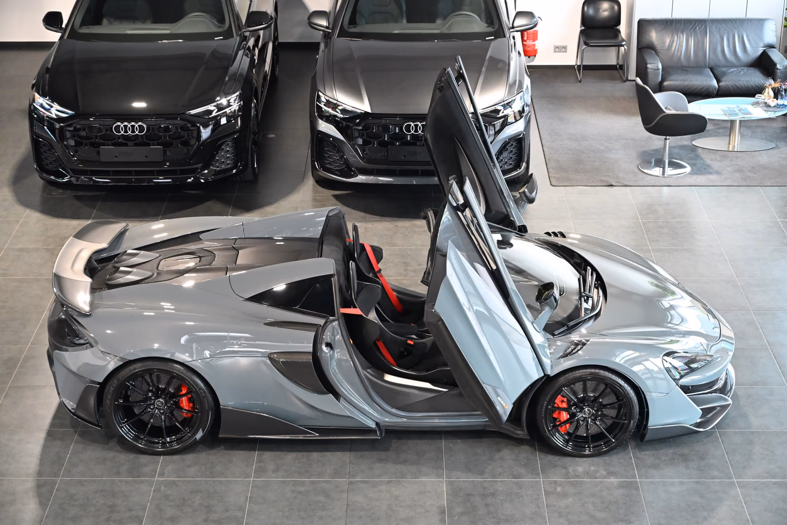 McLaren 600LT Spider/MSO Clubsport/Senna Seats/Lift