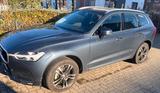 Volvo XC60 B4 Momentum Geartronic Momentum - Volvo XC60 von privat