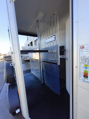 Cheval Liberte Touring Country Premium Ed. + SK Pferdeanhänger