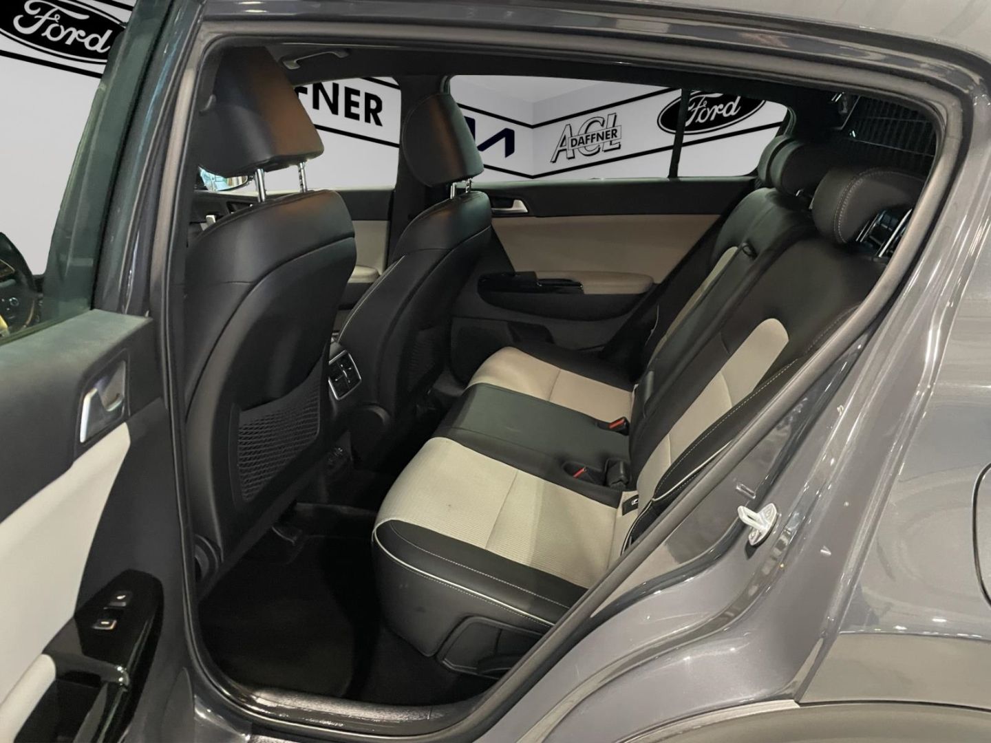 Fahrzeugabbildung Kia Sportage GT-Line 4WD Navi JBL 360 Kamera LED