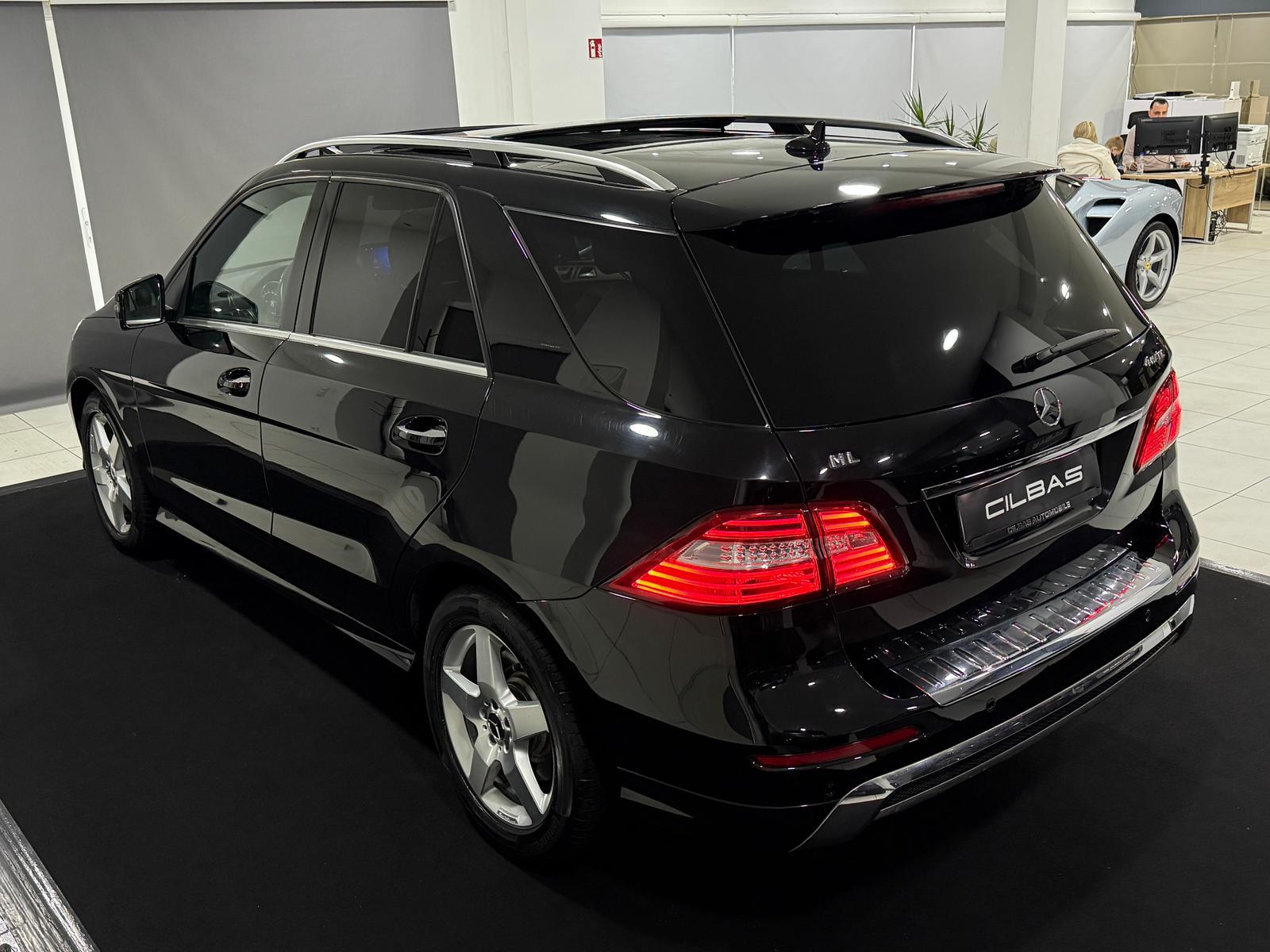 Mercedes-Benz ML 500 BE 4M 7G AMG-LINE*PANO*DISTR*360*AIR.*AHK