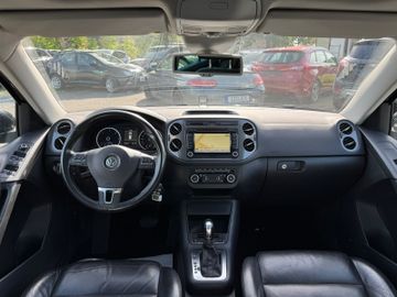 Volkswagen Tiguan - 12