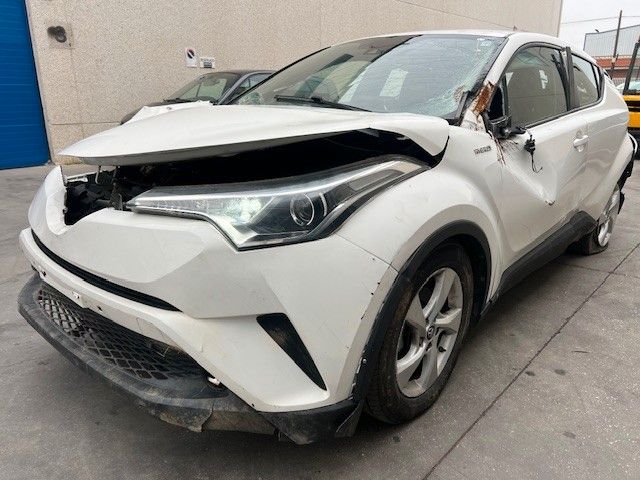 Toyota C-HR 1.8-l-VVTi Hybrid Style Selection