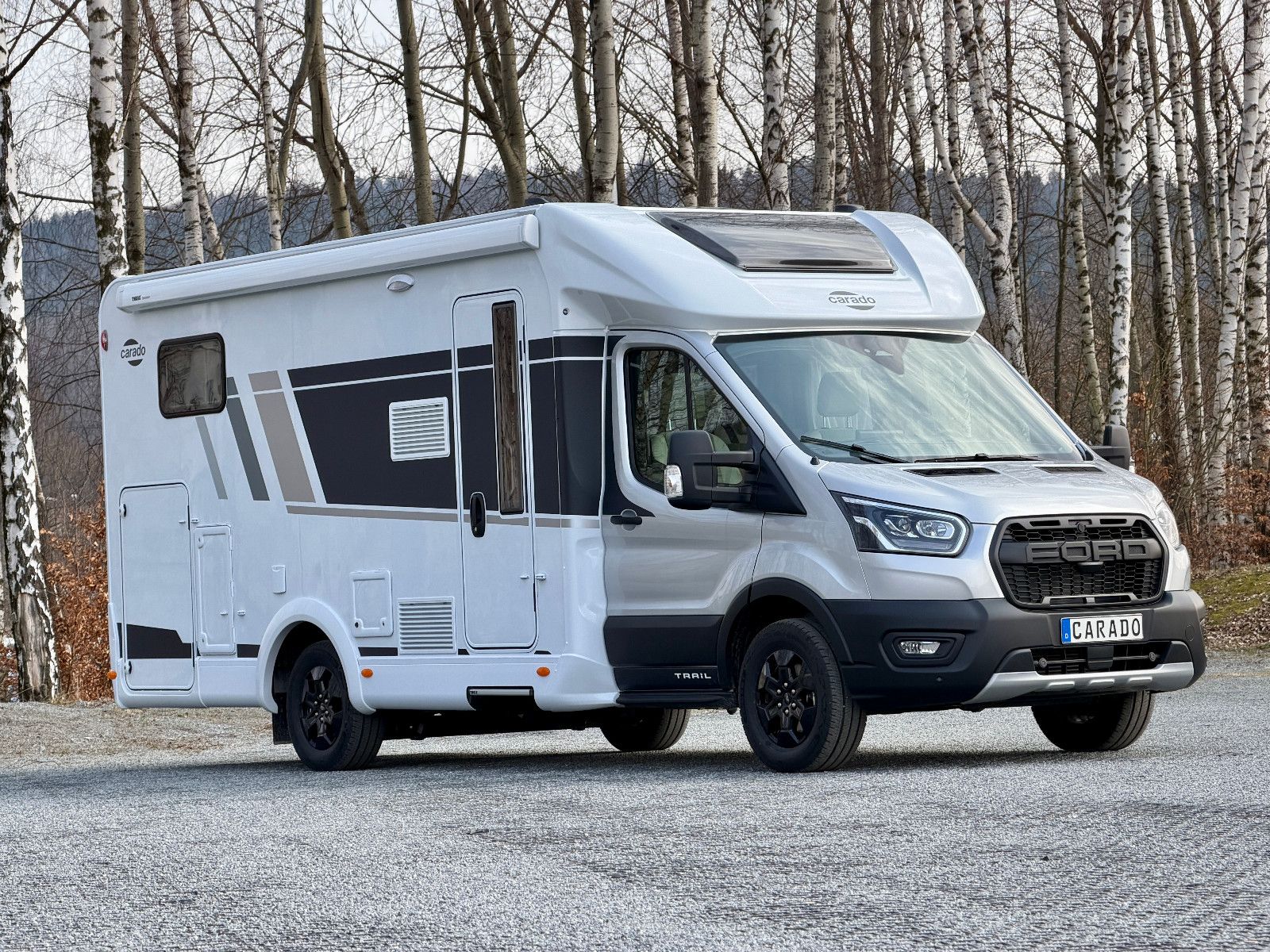 Fahrzeugabbildung Carado T338 Ed26 Ford Trail - Sie paren über 9.225€