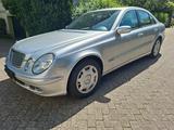 Mercedes-Benz E 200 CDI CLASSIC Classic - Mercedes-Benz E-Klasse: Classic