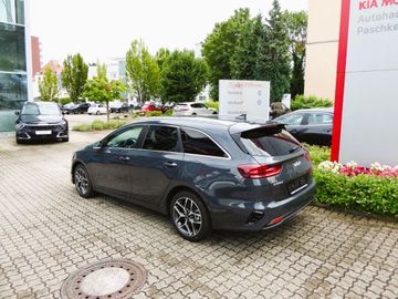 Kia Ceed SW 1.5 T-GDI DCT7 (48V M-H) Ultimate Editio